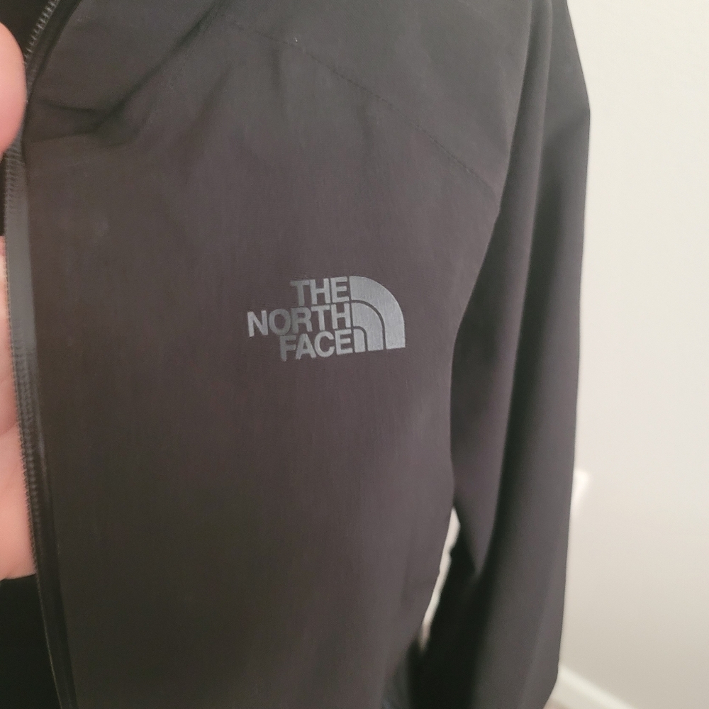 The North Face | Rain Jacket - Picture 3 of 11